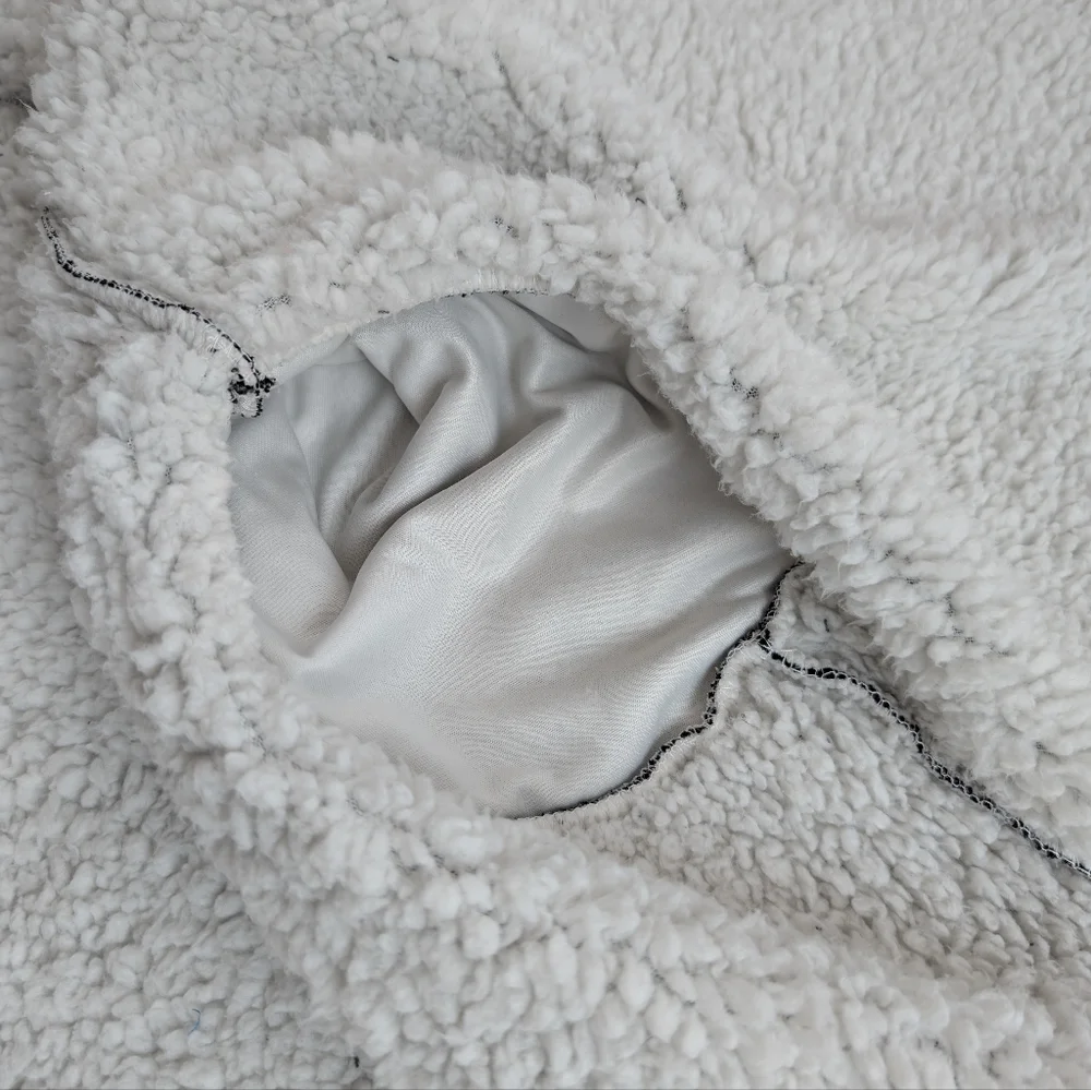 Green Tea Black and White Sherpa Cardigan Medium - Picture 10 of 11